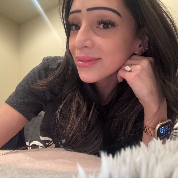 Meet your Posher, Linda - Picture 2 of 3